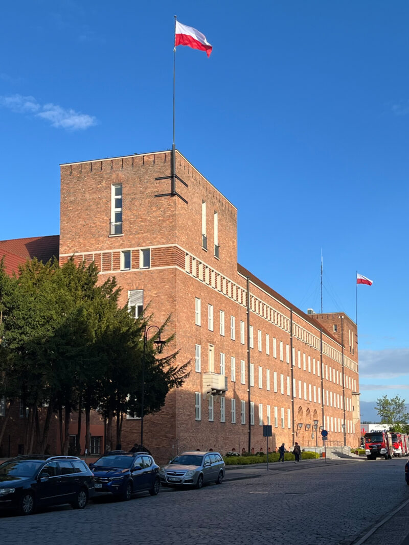 20 Siedziba władz Marchii Granicznej Poznań Prusy Zachodnie z z lat dwudziestych XX wieku obecnie Szkoła Policji